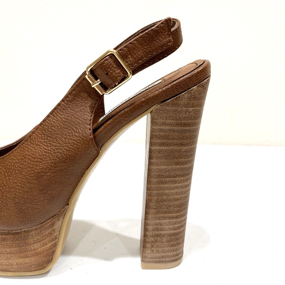 Steven Madden Brown Wedge Shoe (size: 7) - Picture 9 of 16